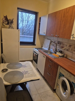  INCHIRIERE CAZARE Garsoniera  Ciorogarla - imagine 6