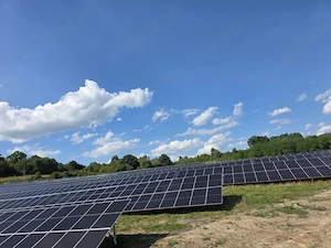 Caut loc de munca panouri solare 