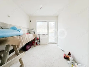 Casa cuplata semifinisata de vanzare in Dambul Rotund cu garaj - imagine 5