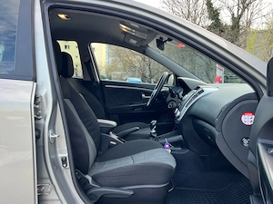 Kia Ceed 1.6 benzina 2011 euro 5 - imagine 6