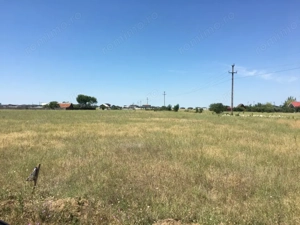 Teren intravilan 712 mp, în spate la Metro