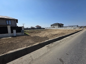 Teren Cernica la soseaua principala toate utilitatile