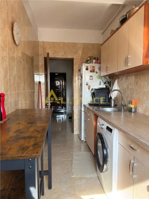 Garsoniera mobilata Drumul Fermei aproape metrou si magazine