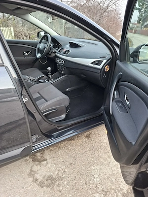 Renault Megane 3 - imagine 8