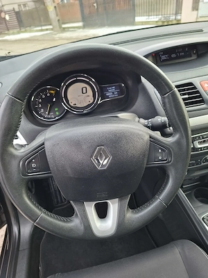 Renault Megane 3 - imagine 9