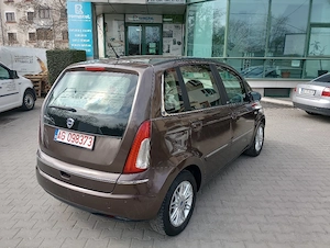 Lancia Musa 2012  1.4 benzina Cutie Automata  - imagine 4