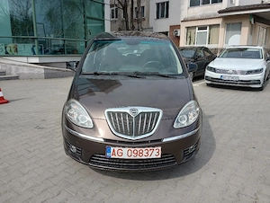 Lancia Musa 2012  1.4 benzina Cutie Automata  - imagine 2