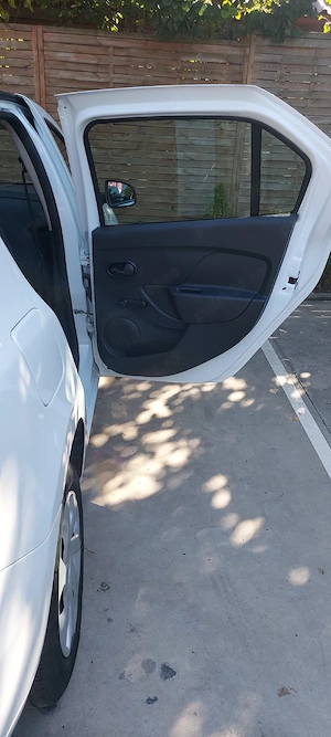 Logan 1.0 benzina, 43.500 km, unic propietar, senzori parcare - imagine 9