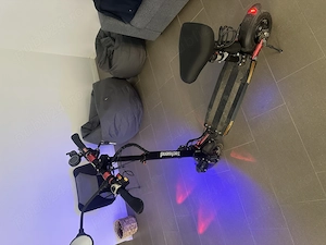 Vând trotinetă electrică Techsend Cyber Monster 2024, model puternic.