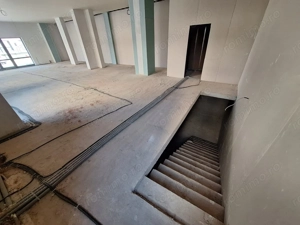 Spatiu Comercial - Bloc Nou - Stradal - 560 mp - 8 parcari - imagine 6