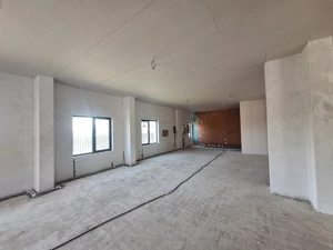 Spatiu Comercial - Bloc Nou - Stradal - 560 mp - 8 parcari - imagine 9