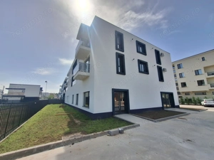 Spatiu Comercial - Bloc Nou - Stradal - 560 mp - 8 parcari - imagine 10