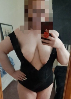 Alexis,party girl noua in oras - imagine 2