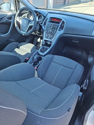 Opel Astra j 1.7 facelift - imagine 9