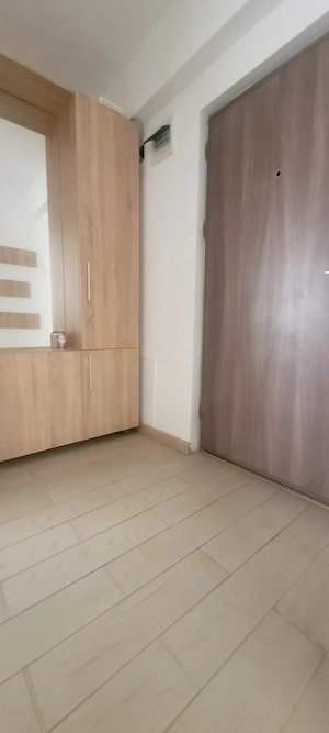 Inchiriez apartament de 2 camere in Nufaru SDK - imagine 3