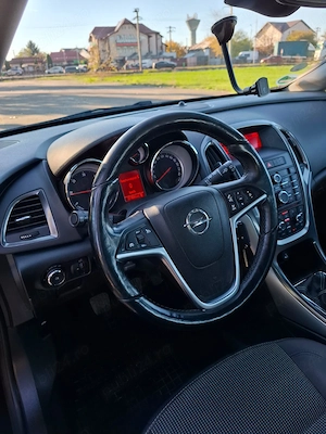 Opel Astra J 2.0  - imagine 9