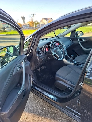 Opel Astra J 2.0  - imagine 6
