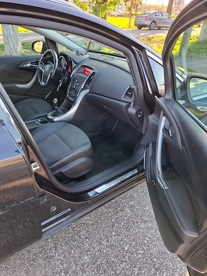 Opel Astra J 2.0  - imagine 7