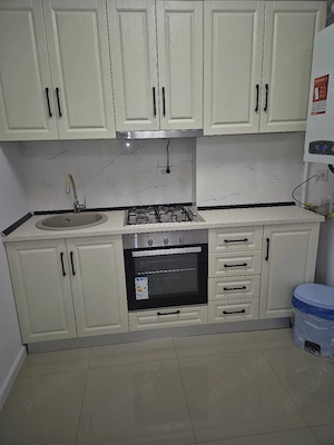 Închiriez apartament - imagine 4