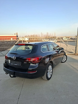 Opel Astra J 2.0  - imagine 2