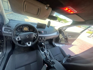 Dezmembrez Renault Megane 1.5 dCi - imagine 2