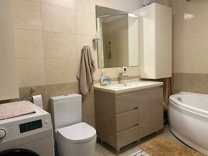 Garsoniera de inchiriat in zona aparatorii patriei aproape de metrou