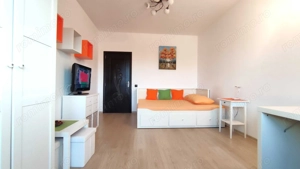 De vanzare Garsoniera Gorjului