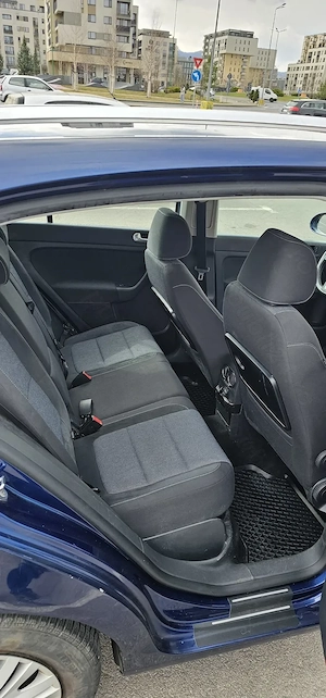 VW Golf Plus 2011 Style   climatronic, tempomat, senzori, stare f bună - imagine 5