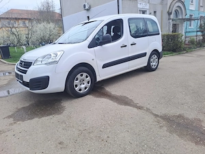 Vand Peugeot  Partner 1.2 benzina , an  09 2018, euro 6 - imagine 5