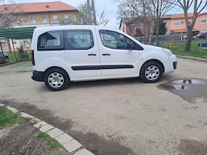 Vand Peugeot  Partner 1.2 benzina , an  09 2018, euro 6 - imagine 6
