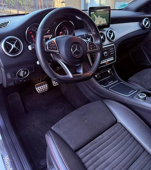  Mercedes-Benz CLA 220d    Facelift    AMG Paket    2.2 diesel 177cp    Cutie Automata 7+1    - imagine 8