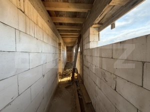 Imobil la roșu 400 mp, ideal pensiune, zona Dragoieni  - imagine 8