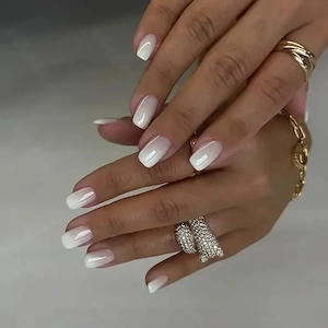 Aplic unghii cu gel Ploiești 