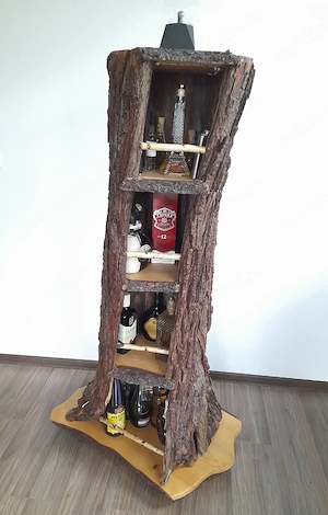 Bar rustic din trunchi de răchită  