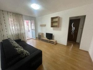 Apartament cu 3 camere, 52 mp, etaj 3, Craiovita Noua, zona Orizont
