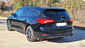 Ford Focus 4 ST LINE 1.5 benzina 150 cp Sport EURO 6 Break - imagine 4
