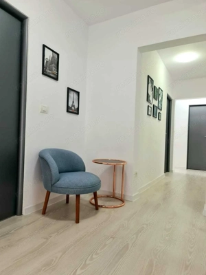 Lux linga Mall 3 camere decomandat cu centrala proprie - imagine 3