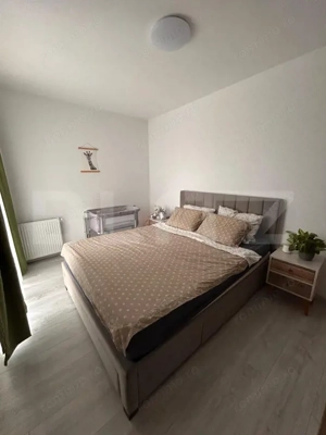 Apartament modern cu 3 camere, 68 mp, 2 bai, terasa 50 mp, garaj - zona Marasti - imagine 3