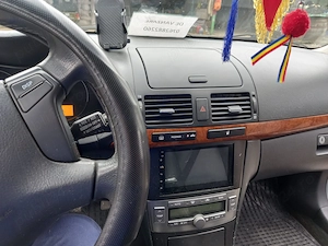 Toyota Avensis - imagine 4