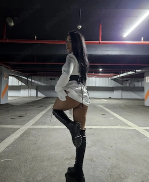 Buna, sunt Mia . Str Tudor Arghezi (Coresi)