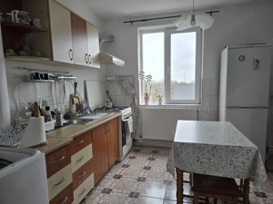 LOC. RACACIUNI,  APARTAMENT 3 CAMERE - imagine 11