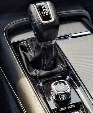 VOLVO S90 Rdesign 4X4 - 2019 - EURO 6 - 2.0 DIESEL - 235 C.P. - imagine 8