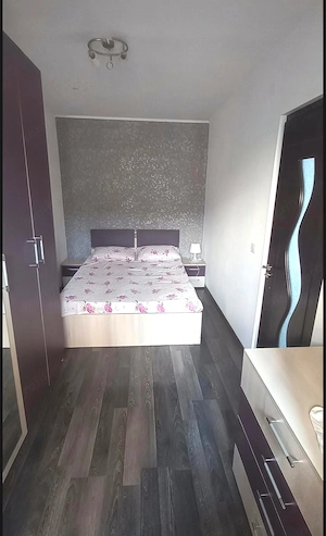 Vand apartament cu 3 camere - imagine 5