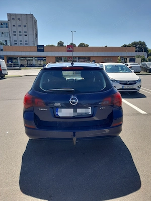 Opel Astra j, 1.7cdti, an 2012 - imagine 3