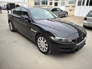 Jaguar XE 12 2015 2.0d - imagine 4