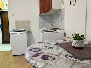 Garsoniera ingrijita zona Soarelui cu chirias, pretabila investitie, mobilata si utilata complet - imagine 3