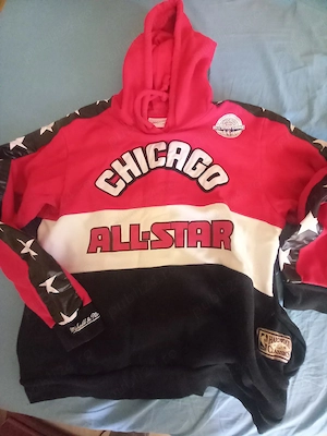 Vând hanorac Mitshell& ness All Star 