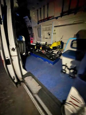 VW T5 Ambulanță echipata complet - imagine 5