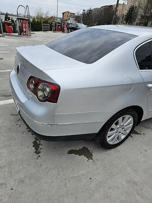 Vând VW Passat B6 - imagine 8