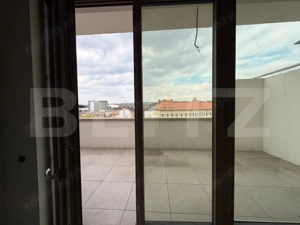 Apartament cu 3 camere, 2 bai, 88 mp, terasa 30 mp, Parcul Central - imagine 10